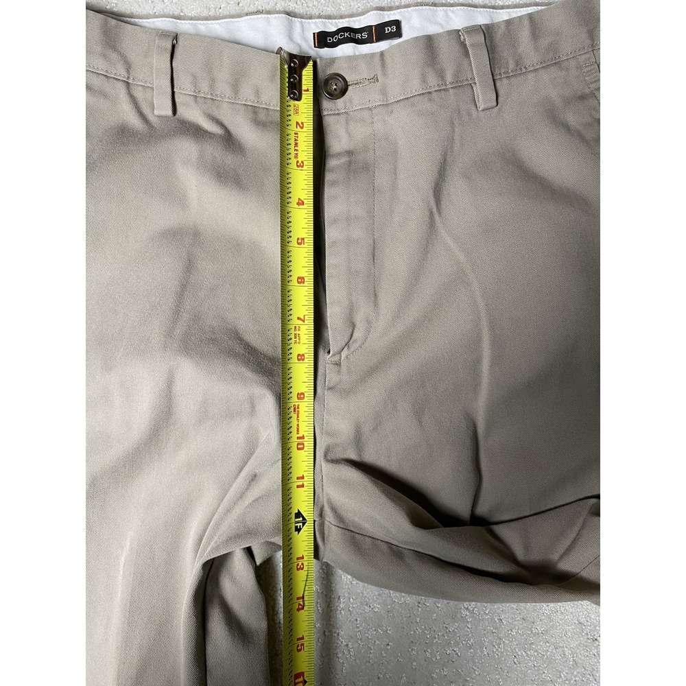 Dockers D3 Classic‎ Fit Khaki Chino Pants Men's 35x30 Flat Front Casual Tan - Picture 6 of 9